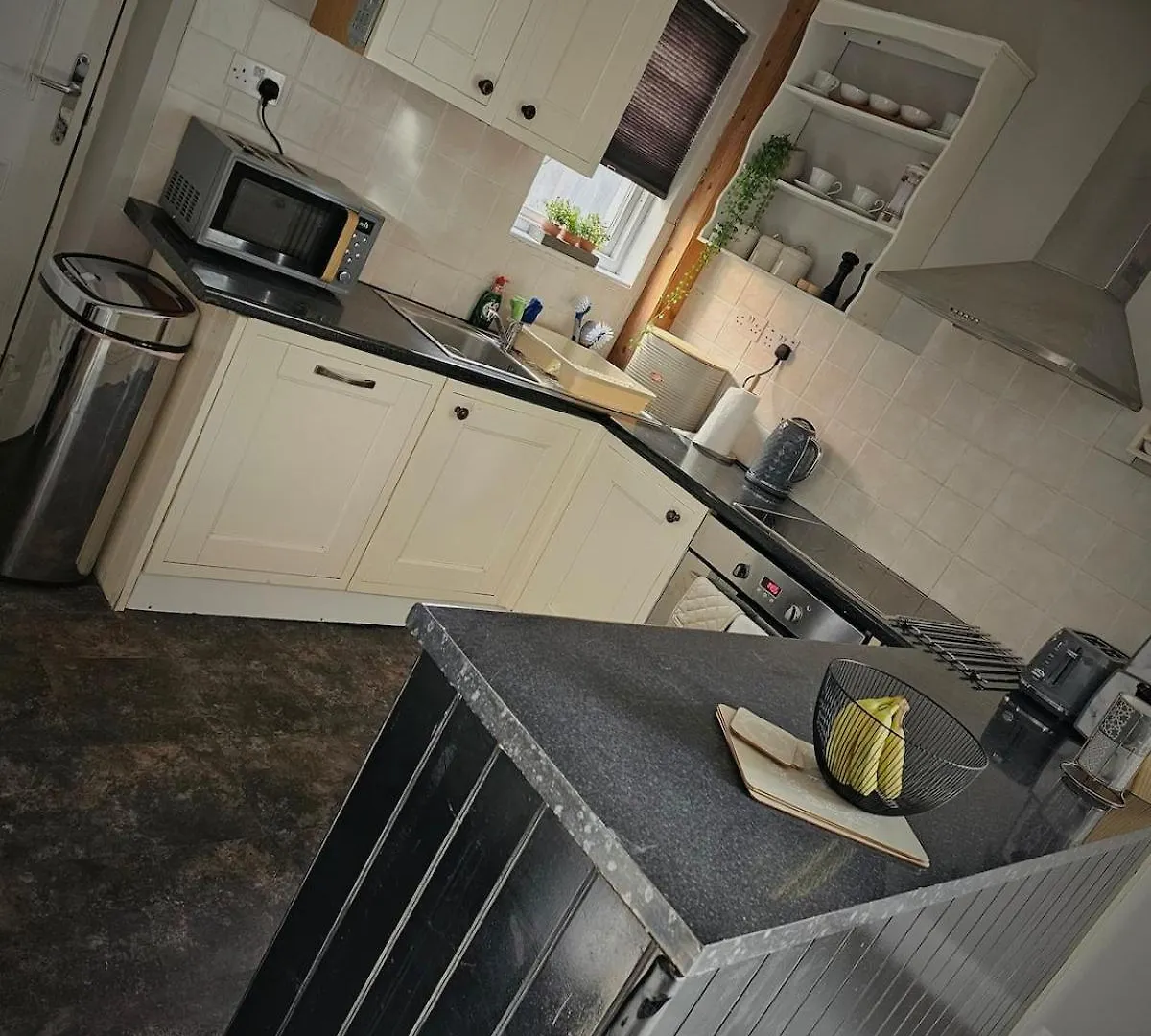 Дом отдыха The Sweetbriar Cottage 3 Bedroom House In Leeds
