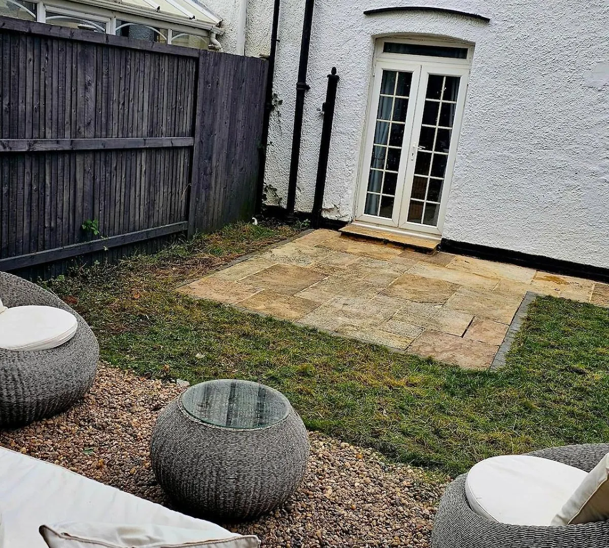 Дом отдыха The Sweetbriar Cottage 3 Bedroom House In Leeds